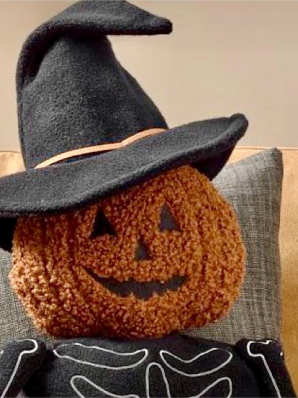 Pottery Barn Pumpkin Face Skeleton Full Body Cozy Halloween Pillow Sold Out New